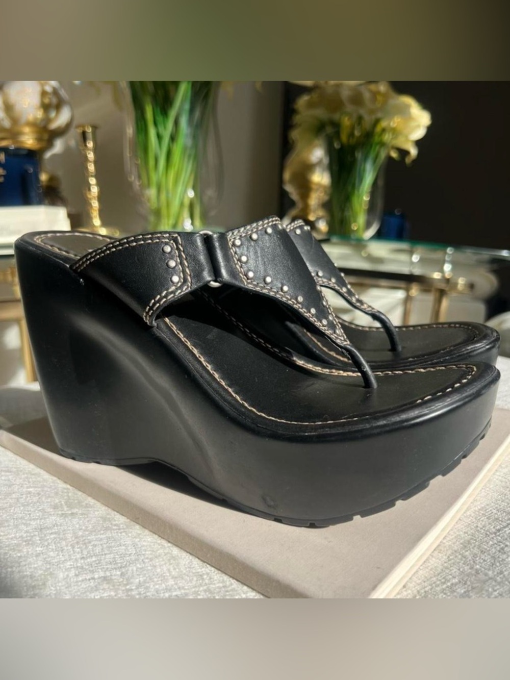 RARE VINTAGE Steve Madden Black Stud-Trim Wedge Thongs